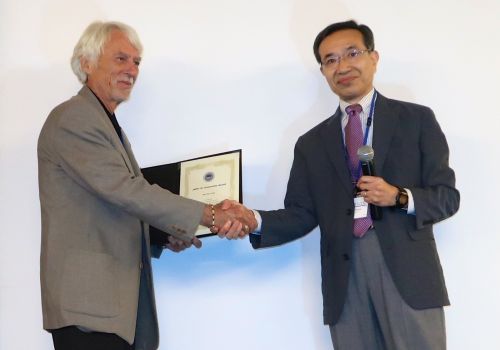 Peter Varga received the prestigious prize of the Japanese Science Society