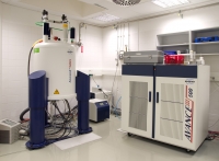 500 MHz NMR spectrometer Bruker Avance for multinuclear applications in liquids and solids