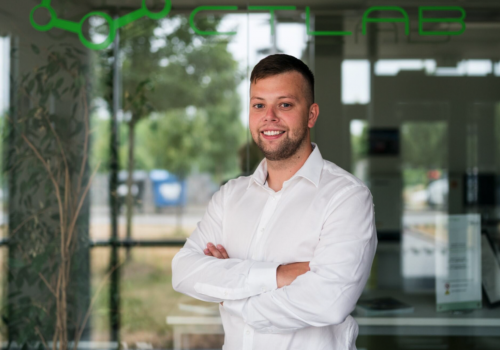 Innovative methodology for objective evaluation of vertebral fusion success. Researcher Jakub Lázňovský is developing software that could one day help doctors