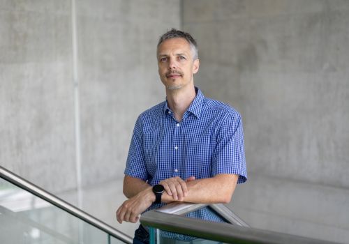 Robert Vácha from CEITEC receives prestigious ERC grant for developing and testing new antimicrobial peptides effective against resistant bacteria